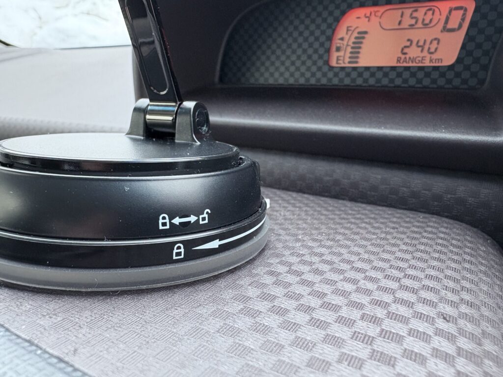 ANDERYスマホホルダー 付け方